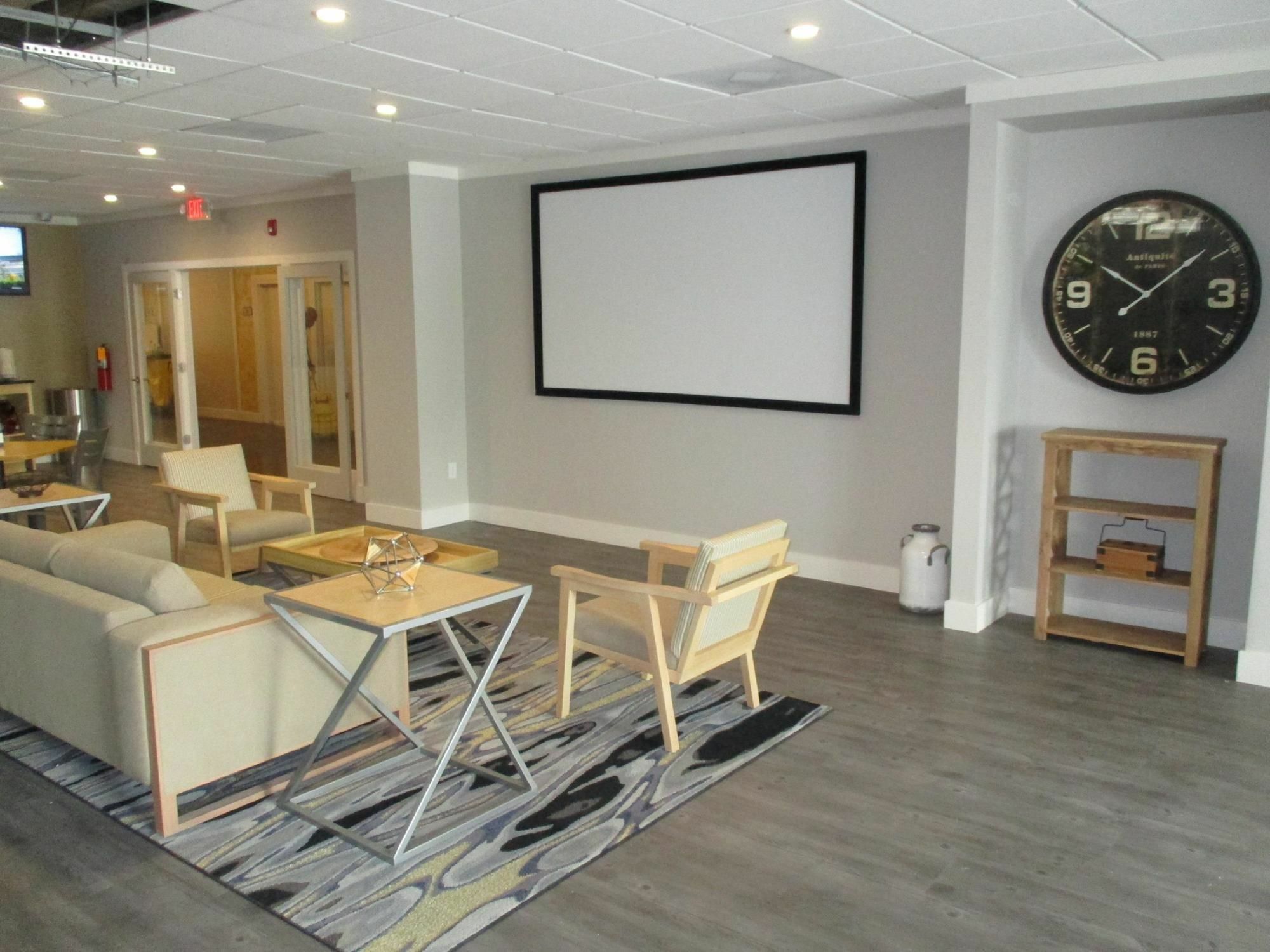 Best Western Plus University Inn Winston-Salem Exterior photo